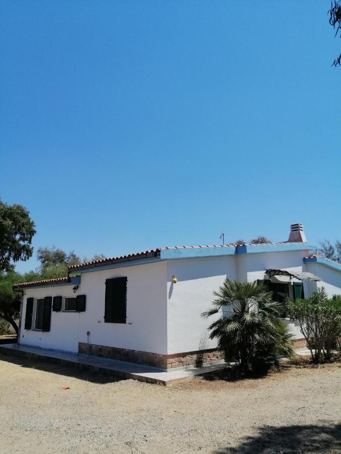 B&B Bella Calasetta Exterior photo